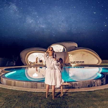 The Cloud Beachfront Villa Tabanan מראה חיצוני תמונה