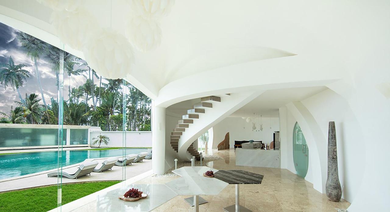 The Cloud Beachfront Villa Tabanan מראה חיצוני תמונה
