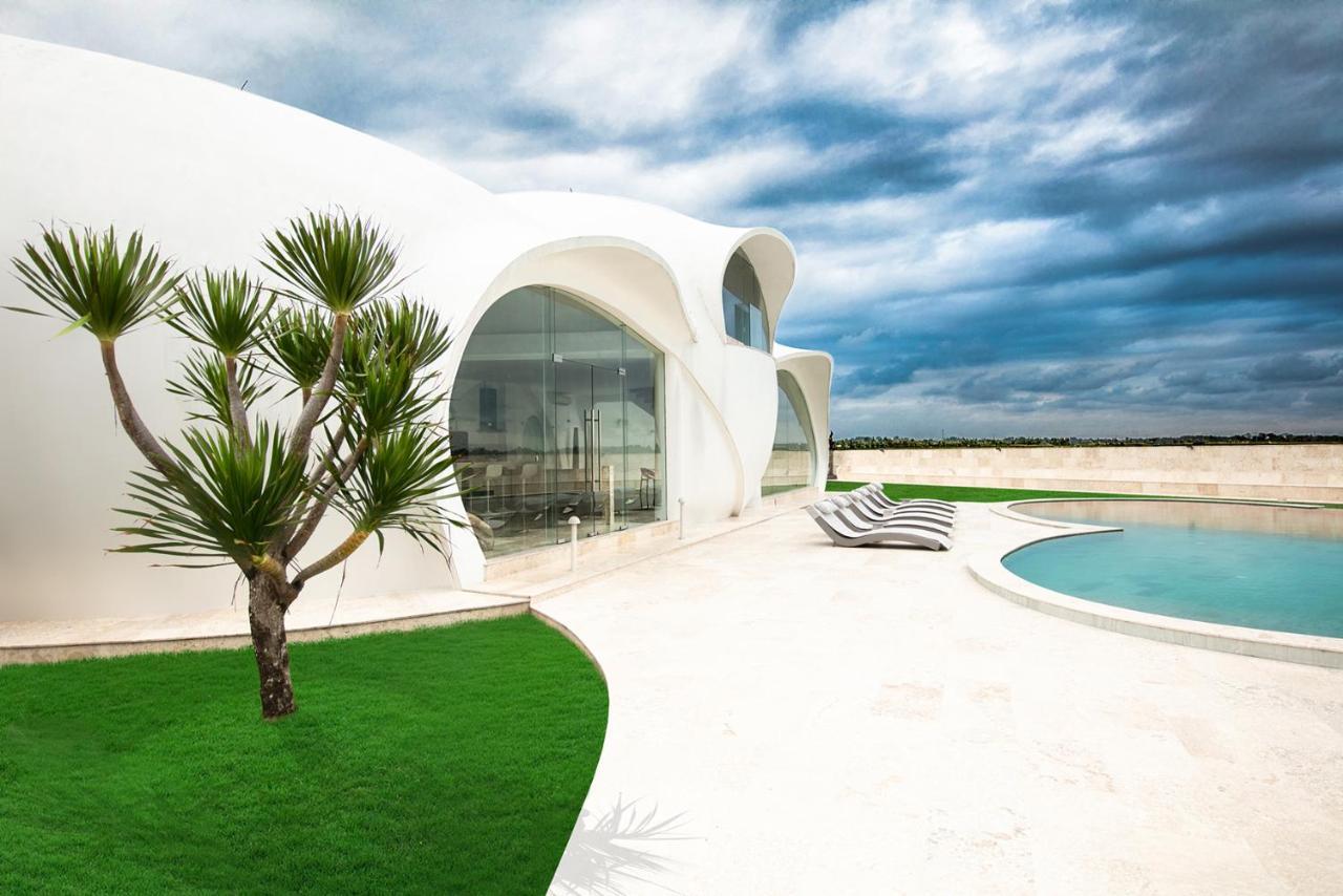 The Cloud Beachfront Villa Tabanan מראה חיצוני תמונה