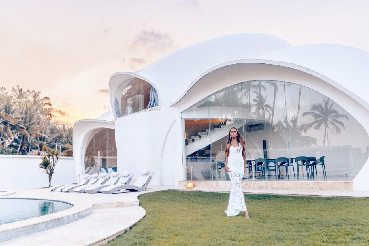 The Cloud Beachfront Villa Tabanan מראה חיצוני תמונה