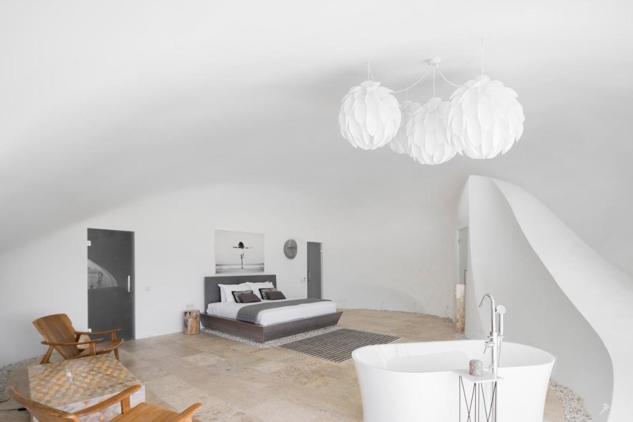 The Cloud Beachfront Villa Tabanan מראה חיצוני תמונה
