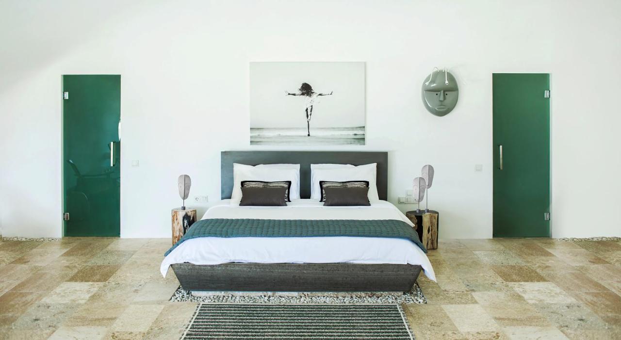 The Cloud Beachfront Villa Tabanan מראה חיצוני תמונה